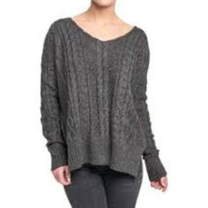 Silver Jean Co Shelley Cable Knit Sweater - L